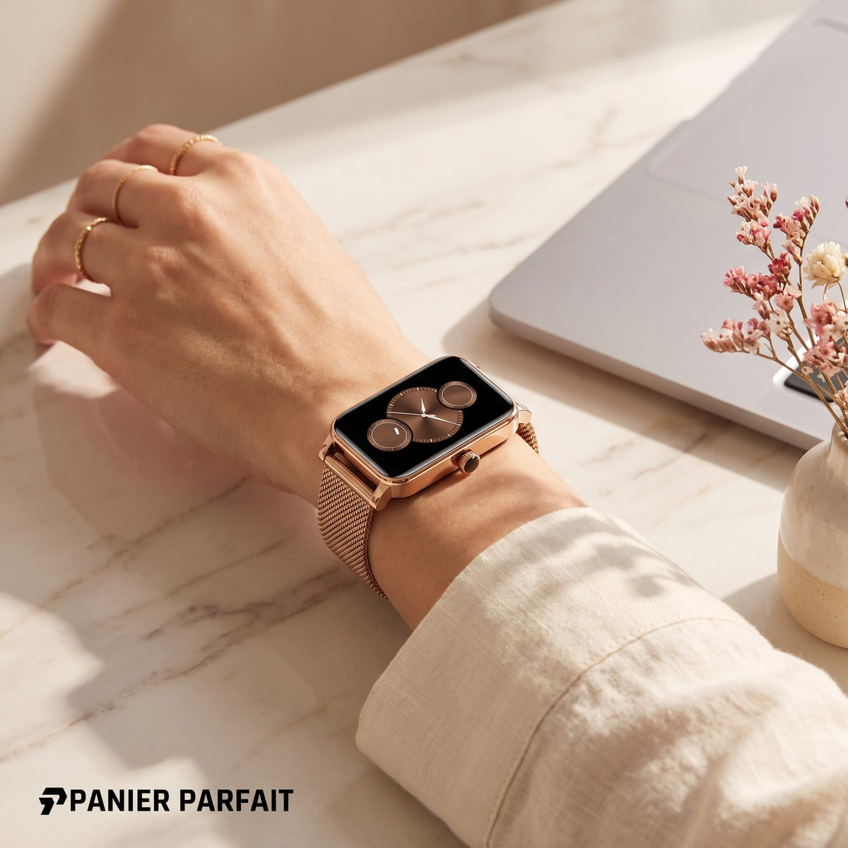 Montre connectée élégante avec suivi santé et fitness